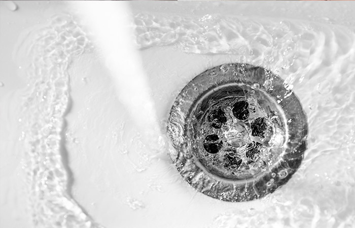 cleaning-with-hot-water-and-detergent