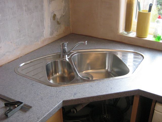 corner sink